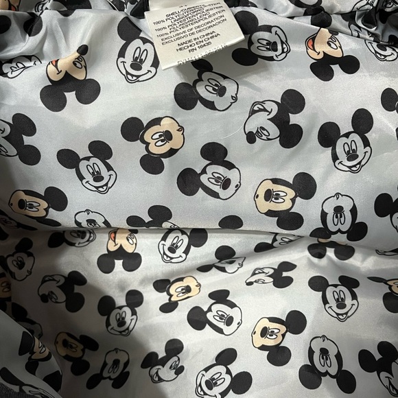 Mickey Mouse Vest Size 3T Grey and black - Picture 4 of 8